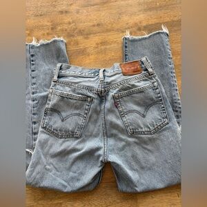 Levi's Light Blue Ripped Denim Jeans sz 25